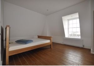 Photo 1- click for photo gallery